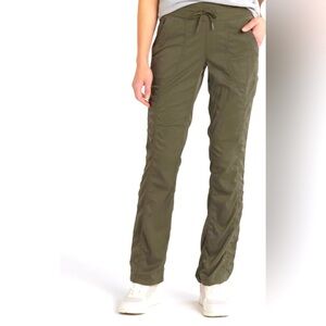 The North Face Women’s Aphrodite 2.0 Pants Olive